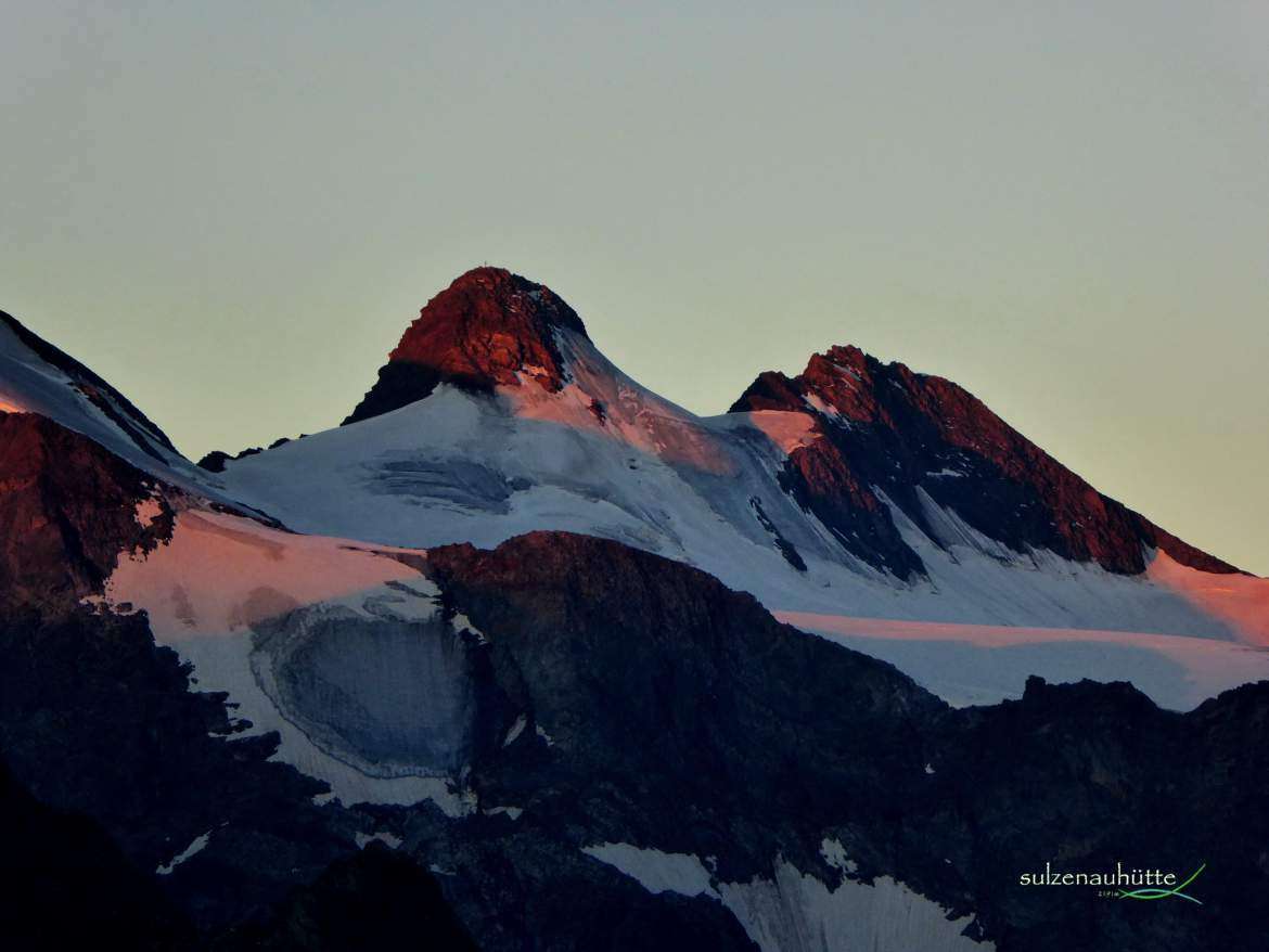 Zuckerhütel during sunrise